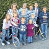 Ihr Können zeigten Kinder beim Radfahr-Training des TSV Kleinrinderfeld; mit dabei waren: Bürgermeisterin Eva Linsenbreder, der Sportvorstand des TSV, Arnold Henneberger, und der Jugendbeauftragte des Gemeinderates, Sven Zipprich.