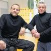 Die Medienexperten Oliver Klatt (links) und Christian Storz in ihrem Büro von „platinmusic“ in Stuttgart. Das Experten-Duo aus der Landeshauptstadt hat ein “akustisches Corporate Identity“ (Erscheinungsbild) entwickelt, das künftig zu einem völlig neuen “Marketinginstrument“ werden könnte.