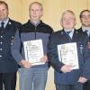 Vorsitzender Höchemer (links) und Kommandant Metz ( rechts) gratulierten Rudi Braungart für 50Jährige Mitgliedschaft und ernannten Werner Voll zum Ehrenmitglied.