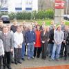 Die Riedel-Bau-Geschäftsführung mit ihren treuen Mitarbeitern.