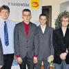 Während der Freisprechungsfeier standen die Prüfungsbesten im Rampenlicht (von links): Obermeister Matthias Sondheimer, Patrick Stein, Florian Wirth, Peter Schuster, Christoph Baumeister und Bürgermeister Adolf Bauer.