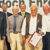Für 50 Jahre Vereinszugehörigkeit und mehr wurden geehrt (von links): Heribert Jäger, Gerhard Flachsenberger, Michael Busch, Berthold Wunderlich, Günther Stottele, Ferdinand Jäger, Andreas Frey, Karlheinz Denninger und Erwin Rauscher.