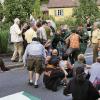 Eigentlich wollten die Gräfenberger am 25. Juli 2008 den Würzburger Friedenspreis feiern. Stattdessen setzten sie sich Neonazis in den Weg.