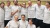 (mp)   Die erste Hobbymannschaft der TG Würzburg hat sich die Meisterschaft in der 1. Volleyball-Hobbyliga Unterfranken, der höchsten von vier Freizeit-Ligen im Raum Würzburg gesichert. Insgesamt spielen für die TG Würzburg vier Hobbyteams in den vier Ligen. Unser Bild zeigt das erfolgreiche Ensemble: (hinten von links) Markus Stürzenberger, Ingo Lange, Holger Jeschke,  Michael Scharvogel, C.D.,  Marko Striese, Michael Miltenberger; (vorne von links) „Maskottchen“ Nia, Verena Stürzenberger, Nicola Schmid und Sandra Kochseder. Es fehlt Marcel Schuster.