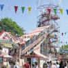 Die Riesenrutsche auf dem Volksfest, Baujahr 1907, ist 24 Meter hoch.
