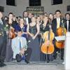 Blumen für die musizierenden Mediziner: Das Marktheidenfelder Ärzteorchester Musica Medica unter Leitung von Dr. Georg Kaiser (rechts) begeisterte 900 Zuhörer bei seinem jährlichen Konzert in der Basilika St. Euphemia in Grado/Italien.