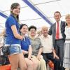„Frankenland Reisen“ feierte sein 40-jähriges Bestehen (von links): Kim und Mandy Wichler, die Firmengründer Sophie und Richard Wichler, Juniorchef Klaus Wichler und seine Frau Sonja.