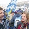 Milchbäuerin Bettina Gerhard (rechts) fuhr bei der Protestaktion des BDM mit.