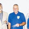 Das Ehrenabzeichen des Spessartbundes erhielten aus der Hand von Vorsitzendem Gerrit Himmelsbach (links) beim Kommersabend des Wandervereins Schollbrunn Rudolf Kuhn, Peter Knobeloch, Ludwig Klein, Erhard Diehm und August Weber.