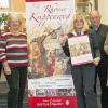 Bereits zum zweiten Mal findet die festliche Veranstaltungsreihe „Rhöner Krippenweg“ im Landkreis Rhön-Grabfeld statt. Die Initiatoren (von links) Landrat Thomas Habermann, Elke Böhm (Ausstellungskonzeption), Kulturmanagerin Astrid Scherpf, Schirmherr Johann Böhm und Kulturmanagerin Kersten Keller-Pallor haben eine Vielzahl an Veranstaltungen geplant.