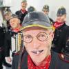 Oberpfälzer Rasselbande: Kommandant Norbert Neugirg gibt bei der Altneihauser Feierwehrkapell'n den Ton an.FOTOs: dpa, Weiss, Höllerer (2)