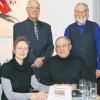„Mellrichstadt liest“: Ihre liebsten Balladen stellten die Moderatoren Fred Rautenberg und Rudi Glaesner (stehend von links) sowie Susanne Spatz und Gerhard Höhn im Café Art der Kreisgalerie vor.