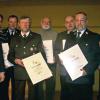 Ehrung bei der Feuerwehr: Von links Kommandant Georg Helfrich, Wilmar Kleinheinz (40 Jahre), Kreisbrandrat Benno Metz, Walter Erb (40), Alfred Kleinhenz (50), Alfred Schrenk (45), Walter Vorndran (45) und Günter Schmitt (50). Es fehlen: Erich Wiegand (65), Dieter Gundelach (40) und Hubert Wiegand (40).