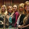 Sechs Bewerberinnen, ein Ziel: Nicole Weissenseel (Traustadt, links), Melanie Unsleber (Ramsthal), Verena Waigand (Erlenbach am Main), Franziska König (Randersacker), Manuela Schmitt (Nordheim) und Karoline Wallrapp (Theilheim) wollen Fränkische Weinkönigin 2010 werden.
