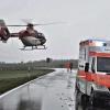 Schnell am Einsatzort: Bei Wind und Wetter sind die Hubschrauber der DRF Flugrettung im Einsatz, unter anderem bei einem Verkehrsunfall nahe Nordheim im vergangenen Herbst.