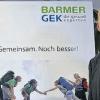 Künftig gemeinsam: Nach der Fusion arbeiten auch in Bad Neustadt die Barmer Ersatzkasse mit Bezirksgeschäftsführer Ewald Hofmann (links) und die GEK mit Betreuungsstellenleiter Richard Bott zusammen.