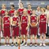 (frak)  Auch wenn eine Niederlage am vorletzten Spieltag den Traum von einer ungeschlagenen Regionalliga-Runde noch zunichte machte, meisterlich war die Leistung der Basketball-Frauen der TSG Waldbüttelbrunn in der Regionalliga Südost Gruppe Nord allemal. Das Team sicherte sich souverän zum zweiten Mal in Folge den Meistertitel. In den Play-off-Spielen geht es nun in zwei Wochen gegen München Basket, den Vierten der Südgrupe, um den Einzug ins Final-Four-Turnier Unser Bild zeigt das Meisterteam mit: (hinten von links) Tina Schulz, Sarah Wiegand, Vanessa Betz, Sophie Laue, Antonia Werner, Lisa Schramm, Fitness-Trainerin Sabine Wiegand sowie (vorne von links) Christine Böpple, Eva Barthel, Laura Hellmann, Silke Nowitzki, Britta Rheingans, Spielertrainerin Janet Fowler-Michel (Spielertrainierin) und Andrea Kleinhenz Auf dem Bild fehlen: Carolin Lehrieder, Carolin Seiler Julia Schwägerl.