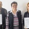 Firmenchefin Hilda Albert ehrte mit Heribert Rüttinger und Esther Kessler zwei langjährige Beschäftigte.