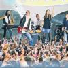 (iwi)   Den zweiten Auftritt der neuen Parkkonzert-Reihe feiert Antenne Bayern am Samstag, 22. Mai, ab 19 Uhr im Luitpoldpark. Bunte Lampions, unzählige Lichterketten und eine große Bühne geben dem Begriff Parkkonzert eine ganz neue Bedeutung. Die Antenne Bayern-Band (Foto) spielt live. Auch die Antenne-Bayern-Moderatoren Kathie Kleff, Christian Franz, Johannes Ott und Stefan Burkert haben ihr Kommen zugesagt. Für die Kleinen gibt es das Antenne-Bayern-Kinderland. Hier kommen die Kinder ganz groß raus. Es gibt Kindertatoos, eine Fotostation und eine große Hüpfburg.