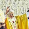 Appell an die Weltgemeinschaft: Papst Benedikt XVI. zelebrierte zum Abschluss seiner Zypern-Reise eine Messe in Nikosia.