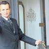 Herzlich willkommen im Bristol: Jörg Thiesen heißt der neue Hoteldirektor des Precise Hotels in der Bismarckstraße.