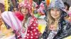 Karussell-Fahren mit Kapuze: Das Regenwetter hielt diese beiden Mädchen nicht davon ab, sich beim Familiennachmittag auf der Marktheidenfelder Laurenzi-Messe zu amüsieren.