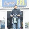 Er steht drauf: Frank Sterrmann auf einem seiner Segways.