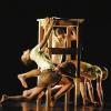 (ck)   Am Samstag, 6. November (19.30 Uhr, Tanz-Abo), ist im Theater die Deutschlandpremiere der Spellbound Dance Company aus Rom zu erleben. Die Spellbound Dance Company wurde 1994 in Rom vom Tänzer und Choreographen Mauro Astolfi gegründet und ist seitdem bei Publikum und Kritik gleichermaßen hochgeschätzt für brillante Technik und Ausdrucksstärke des Ensembles. Basierend auf dem Kanon des klassischen Balletts hat sich die Company keinem speziellen Stil verschrieben, sondern beeindruckt durch ein breites Vokabular an Bewegungs- und Ausdrucksformen und emotionalen, bildstarken Choreografien. Nachdem Spellbound die italienische Tanzlandschaft erobert hat, werden nun vermehrt ausländische Veranstalter und Festivals auf die Company aufmerksam. So gastierte die Truppe unter anderem in Österreich, Frankreich, Kroatien, Serbien sowie Spanien und begeisterte 2009 das Publikum beim International Arts Festival of Bangkok.