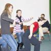 Volles Engagement: Bei “Lernen durch die Kunst“ gehen die Kinder und Jugendlichen am Karlstadter Gymnasium voll mit.