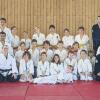 Judotrainingslager: Die Teilnehmer aus Karlburg, Karlstadt und Binsfeld freuen sich über das tolle Wochenende. Sie wurden betreut von Volker Muckelberg (TSV Karlburg, links außen stehend); Thomas Aust (TSV Karlstadt, links kniend); Regina Gold (TSV Karlburg, links sitzend); Benedikt Adelmann (TSV Karlburg, rechts stehend); Martina Lannig (TSV Karlstadt, rechts kniend); Daniela Schöffmann (TSV Karlburg, rechts sitzend) sowie Simon Ehrenfels (TSV Karlburg, fehlt).