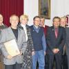 Treue Mitglieder: Vorsitzender Wolfgang Lurati (links) zeichnete langjährige Mitglieder mit Vereinsnadeln aus (von links): Raimund Ruppert, Rudolf Fratz, Klaus Schneider, Sabine Müller, Armin Dürr, Otto Friederich, Günter Möderl, Walter Wirsing, Georg Endres und stellvertretender Vorsitzender Hans Mathée.