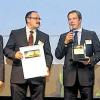 Lieferant des Jahres 2010: Preh nimmt von der Claas-Einkaufsleitung die Auszeichnung entgegen. Im Bild (von links) Rüdiger Mohr, Christoph Hummel, Martin Schäfer und Christophe Perge.