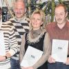 Ehrungen bei der DJK: Vorsitzender Alois Türpitz (links) und sein Stellvertreter Bernhard Holzheimer (rechts) ehrten langjährige Mitglieder (weiter von links) Reinhold Krenzer, Matthias Reder (beide 40 Jahre), Sabine Fieber und Klaus-Dieter Nagel (beide 25 Jahre).