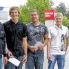 Prämien vergeben: (von links) Ausbildungsleiter Christian Zänglein, Patrick Giehl, Thomas Seidel, Kammersieger Benjamin Pilz und Vorstandssprecher Heinz Lenhart.