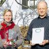 Hausmacherkooperation: Richard Kleinhenz von der Landmetzgerei aus Unterleichtersbach initiierte eine neue Hausmacherkooperation im Bereich Schweinefleisch. Dafür gab's das Qualitätssiegel Rhön von Barbara Vay, Geschäftsführerin der Dachmarke Rhön.