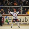 Ein triumphales Wochenende für den ERV Schweinfurt: Die Mighty Dogs gewannen in Peißenberg mit 9:2 und schlugen den TSV auch zu Hause im Icedome vor 1220 Zuschauern mit 7:0, so dass der Einzug in das Halbfinale zum Greifen nah ist.