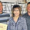 Treue Mitglieder beim SV Heßdorf: Jürgen Berberich (Zweiter von links), Herta Schmidt und Werner Lochmann wurden in der Hauptversammlung von der Vorsitzenden Heidi Fischer (links) und dem zweiten Vorsitzenden Konrad Nabernik (rechts) geehrt.