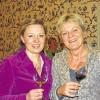 Vinissima: Im Historischen Kaufhaus am Münsterplatz trafen die fränkischen Weinfrauen Helga Giegerich (Weingut Giegerich, Großwallstadt), Kordula Geier (Weingut Juliusspital, Würzburg, zweite von rechts), Ilonka Scheuring (Weingut Scheuring, Margetshöchheim rechts) und die bekannte Sommeliere Natalie Lumpp (zweite von links).