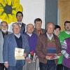 Ehrungen beim Kreisverband für Gartenbau und Landespflege: Der Kreisvorsitzende Landrat Eberhard Nuß (rechts) und der stellvertretende Bezirksvorsitzender Klaus Körber (Dritter von rechts) ehrten in Uettingen verdiente und langjährige Mitglieder verschiedener Obst- und Gartenbauvereine.