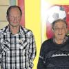 Verdiente Mitglieder: Vorsitzender Rainer Schwab, der selbst seit 25 Jahren dem SV Rodenbach angehört, zeichnete Friedrich Heidenfelder (rechts) für 60 Jahre Mitgliedschaft aus.