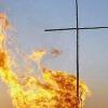 (gb)   Am Löhriether Berg entzündet die Jugend am Ostersonntag ihr traditionelles Osterfeuer. Die hoch lodernde Flamme ist bis weit in die Rhön sichtbar und dürfte in Rhön-Grabfeld wohl das einzige Osterfeuer sein. Die Tradition geht auf das Jahr 1965 zurück. Das Osterfeuer, auch Judasfeuer bekannt, wurde ursprünglich in der Nacht zum Ostersonntag nach der  Auferstehungsmesse aus den noch glühenden Resten des vor der Kirche entzündeten Osterfeuers entnommen und symbolisiert das Licht, das die Auferstehung des Christus kündigt.