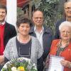 Ehrungen beim VdK-Ortsverband: Im Bild (von links) Kreisgeschäftsführer Steve Metz, Kassiererin Ingrid Bischof, Hubert Schmitt, Rosi Wensauer und der kommissarische Leiter, Altbürgermeister Peter Heusinger.