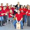 (nos)   Seinen nächsten großen Auftritt hat der Sulzthaler Heart-Chor am Freitag und Samstag, 13. und 14. Mai, jeweils um 19.30 Uhr in der Dorfkirche. Nach dem großartigen Erfolg mit dem Musical Footloose in Sulzthal präsentieren sich nun die 30 jungen Sängerinnen und Sänger in einem Showkonzert. Die Besucher können sich auf Hits wie „Sister Act“, „Engel“ von Rammstein, „König der Löwen“, The Rose“ und viele andere freuen. Zu den Liedern wurde die entsprechende Choreographie einstudiert. Lichteffekte werden die Veranstaltung zusätzlich in einem besonderen Licht zeigen. Die musikalische Untermalung der Lieder erfolgt mit Klavier, Gitarre und Schlagzeug. Einstudiert wird das Konzert von Diplom-Musiklehrerin Ilona Seufert aus Wirmsthal, die zwischenzeitlich in München arbeitet und zu den Proben extra aus der Landeshauptstadt anreist. Die Vorbereitungen laufen nach einem straffen Probenplan mit mehreren Probenwochenenden. Der Kartenvorverkauf erfolgt in der Sulzthaler Bäckerei Donel und bei Sieglinde Büttner unter  (0 97 04) 12 96. Karten gibt es auch an der Abendkasse.