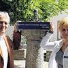 Sightsleeping-Hotel: Über die Aufnahme des Hotels am Main in Veitshöchheim in diese Marke freuen sich Eigner Max Weckesser und Geschäftsführerin Petra Koch.