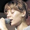 (rtg)   Beim ersten Teekonzert dieses Jahres im Kloster Bronnbach sind Christine Börsch-Supan (Foto) und Philip Staffa aus Würzburg zu Gast. Das Konzert findet am Sonntag, 15. Mai, um 15.30 Uhr im Bernhardsaal statt. Der Eintritt kostet 20 Euro (inklusive zwei Stück Kuchen, Tee und Kaffee). Das Programm setzt sich aus Eigenkompositionen und Bearbeitungen im Grenzbereich zwischen Jazz und Song zusammen. Die beiden Musiker erhielten für ihre Kompositionen einen Förderpreis der Musikhochschule Würzburg. Info und Karten:  (0 93 42) 9 35 20 20 21, E-Mail: info@kloster-bronnbach.de, Internet: www.kloster-bronnbach.de.