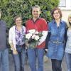 Ehrung beim Karnevalsverein Rot-Weiß Frankenwinheim: Josef Gernert erhielt für seinen großen Einsatz in der Vorstandschaft und als Turnierrichter einen Blumenstrauß. Im Bild von links Hans-Dieter Schneider, Barbara Helbig-Holzinger, Josef Gernert, Andrea Krapf und Sabrina Heigele.