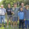 Siegerehrung: Alexander Gegner aus Krautheim war beim Königsangeln in Frankenwinheim nicht zu toppen. Drei Karpfen mit einem Gesamtgewicht von 44 Pfund zog er an Land. Im Bild von links: Wolfgang Lindner, Daniel Barthel (2. Platz), Alexander Gegner, Tim Sperling (1. Platz Jungangler), Vorsitzender Joachim Feuerbach und Magnus Jörg.