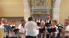 (ene)   Zum Frühlingskonzert in der Kirche hatte der Posaunenchor eingeladen. Geboten wurde ein vielseitiges Programm, das mehr Zuhörer verdient hätte. Der gastgebende Posaunenchor unter Leitung von Manfred Lutz bewies seine Vielseitigkeit mit Auszügen aus seinem breiten Repertoire. Die Jungbläser waren mit dem Gospel „Kumbaya“ vertreten. Zu den Höhepunkten gehörten die Soli der Sopranistin Sonja Miranda-Martinez, die von Manfred Lutz am Klavier begleitet wurde. „La Pastorella“ war einer der Beiträge des Sängerkranzes Birkenfeld, der von Erika Alber dirigiert wurde. Unter Leitung von Edith Ernsthenrich sang der Liturgische Chor. Alexandra Eiring und Pfarrer Stephan Aupperle dankten allen Bläsern und Sängern für das ansprechende Programm.