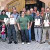 Dank für jahrelange Dienste: Der Haflinger Verein Aischgrund feierte seinen 20. Geburtstag gefeiert. Rund 50 Mitglieder und Gäste trafen sich auf dem Mulihof der Familie Schmidt in Stierhöfstetten, Ehrungen gab's für 21 Gründungsmitglieder.