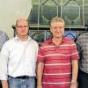 Neubesetzung: Bürgermeister Wolfgang Mann (links) verabschiedete seinen bisherigen Stellvertreter Rainer Fuchs (Zweiter von links) aus dem Gemeinderat. Dessen Sitz nimmt Rüdiger Borkowski (Dritter von links) ein. Zum neuen zweiten Bürgermeister wurde Christian Luksch (rechts) gewählt.